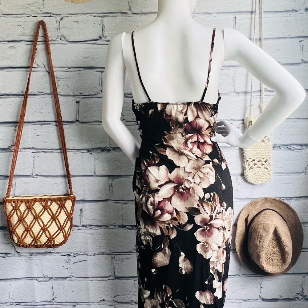 Fashion Nova Midi Dress - Picture 5 of 14
